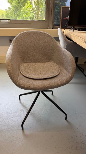 Eetkamerstoelen (4x) gratis af te halen