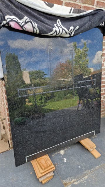 Granieten vensterbank en achterwand plus meer