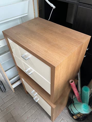 (GRATIS) 2 Nachtkastjes - 52x36x48 cm