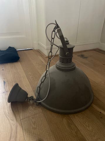 Industriële hanglamp - Grijs metaal