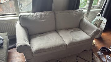 Comfortabele tweepersoonsbank - Lichtgrijs stof