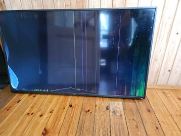 Sharp TV met Harman Kardon audio - defect LCD