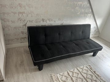 Gratis slaapbank zwart logeerkamer