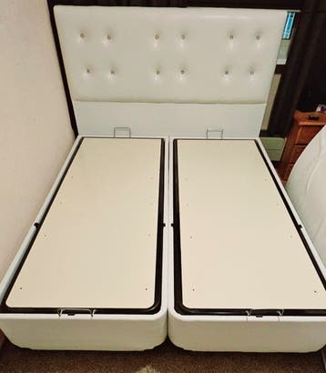 Tweepersoons ledikant 160x200 met matras en opbergruimte