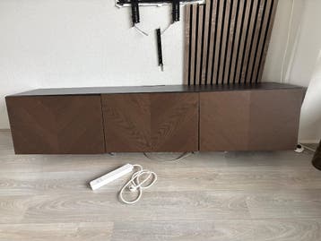 Tv kast gratis