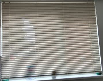 Mooie gebroken witte luxaflex (196x154 cm)