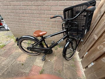Kinderfiets met krat