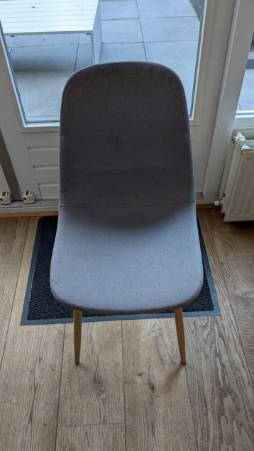 Set van 5 grijze stoelen met metalen poten
