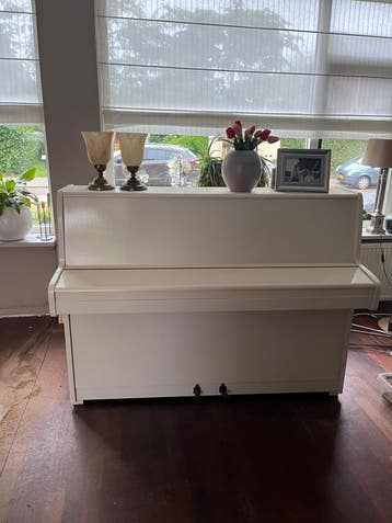 Gratis af te halen: piano