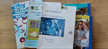 Studieboeken laboranten e/o analisten opleiding