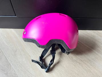 Gratis Roze oxelo helm S  52-54