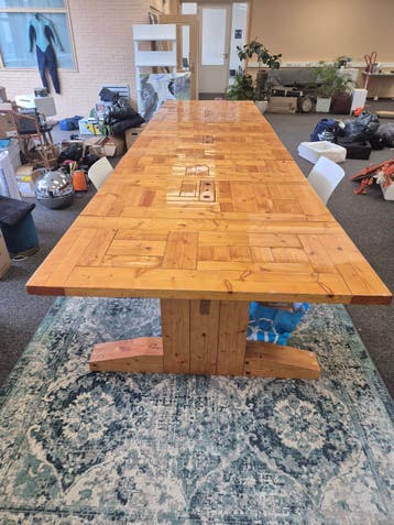 Grote houten tafel -  groot gezin kantoor of showroom