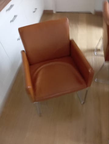 Gratis 4 stoelen