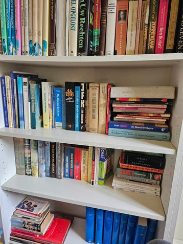 Stapel 14 Diverse Boeken . Gratis ophalen amstelveen