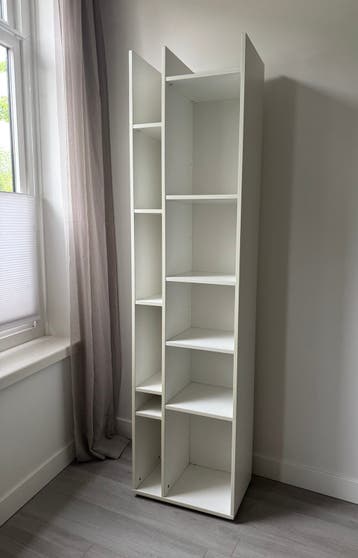 Witte boekenkast / wandkast / vakkenkast - GRATIS OPHALEN