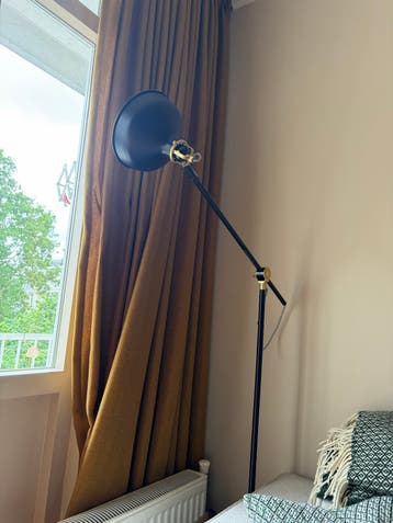 Stijlvolle vloerlamp met snoer - Zwart en goud