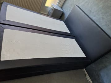 Boxspring 180x200 zwarte kunstleer