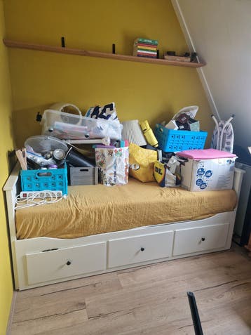 IKEA Bedbank met opbergruimte