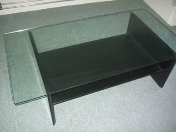 gratis afhalen zwarte salon tafel met glazen blad