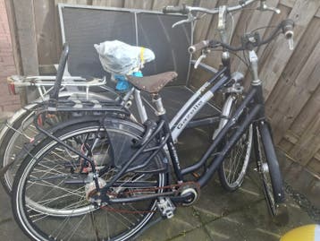 2 fietsen gratis af te halen voor oud ijzer