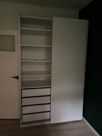 Paxkast 2x75cm breed, 58cm diep en 236cm hoog