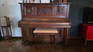 Nu ophalen piano - vooral ter decoratie