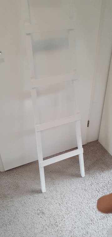 GRATIS Decoratief trappetje, wit, 150cm hoog