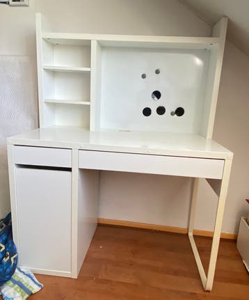 wit Kinder bureau in goede staat