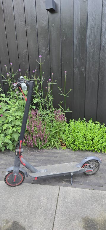 Elektrische step (E-scooter) - Gebruikt