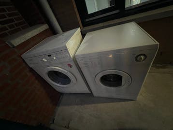 Gratis wasmachine en droger - functioneel, behoeft reiniging