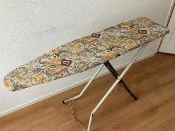 Strijkplank, gratis GERESERVEErD