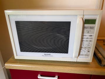 Sharp Vrijstaande of inbouw combimagnetron