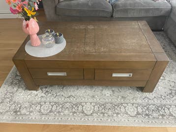 Gratis salontafel met lades