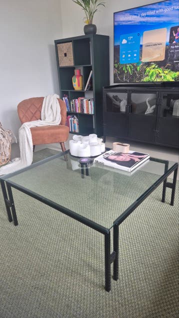 Zwarte glazen salontafel - 90x90 cm