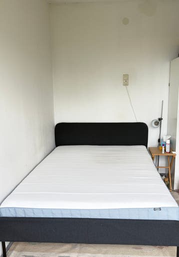 Gratis ikea bed + matress 140x200