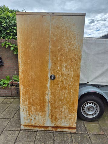 Kantoor kastje voor garaje