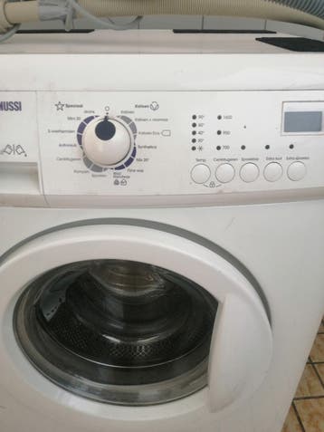 Zanussi Voorlader Wasmachine  1600 toeren