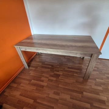 Eettafel/Bureau 180x90cm met gebruikssporen