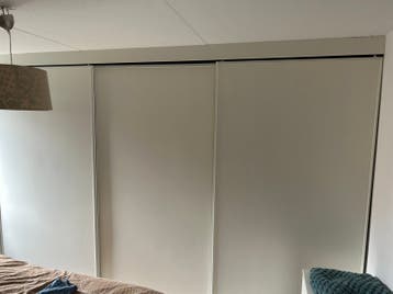 Kledingkast gratis af te halen