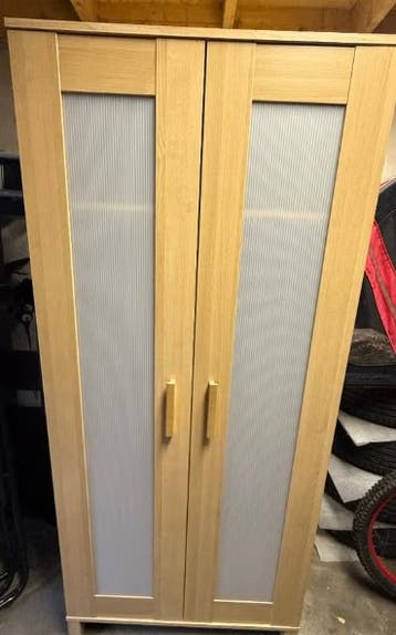 Ikea kledingkast 2x gratis