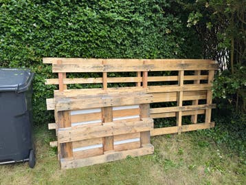 Gratis: Houten Pallets voor Tuinprojecten of Brandhout