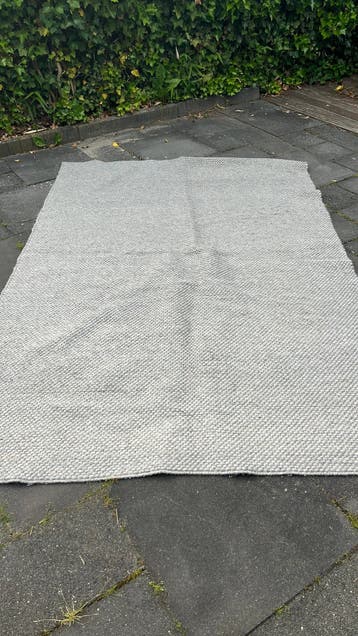 Vloerkleed 190 bij 280