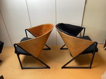 Set van 2 unieke design stoelen - Hout en Metaal