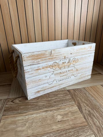 Houten kist met handvaten gratis