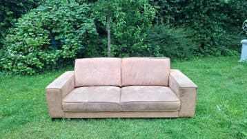 2-zitsbank in beige stof