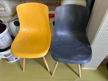 Set van 4 stoelen kunststof stoelen gratis