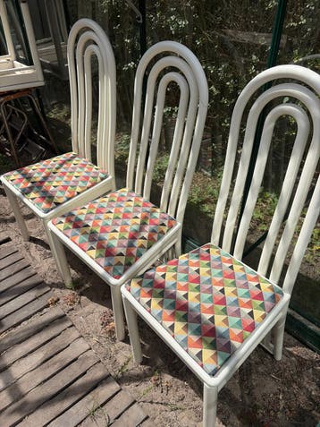 6 stoelen met uitneembare zitting - opknapbeurt nodig