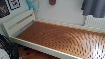Eenpersoonsbed wit met lattenbodem 90x200