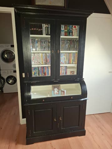 Gratis: Zwarte kast