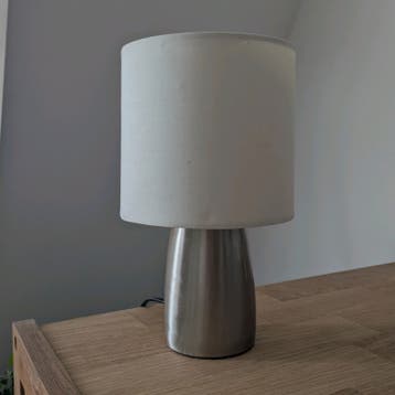 Lamp (tactile)